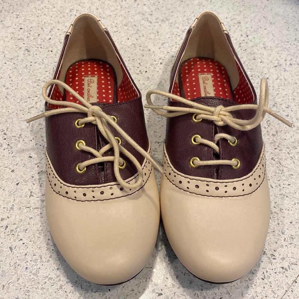 B.A.I.T. Footwear burgundy Emmie size 6.